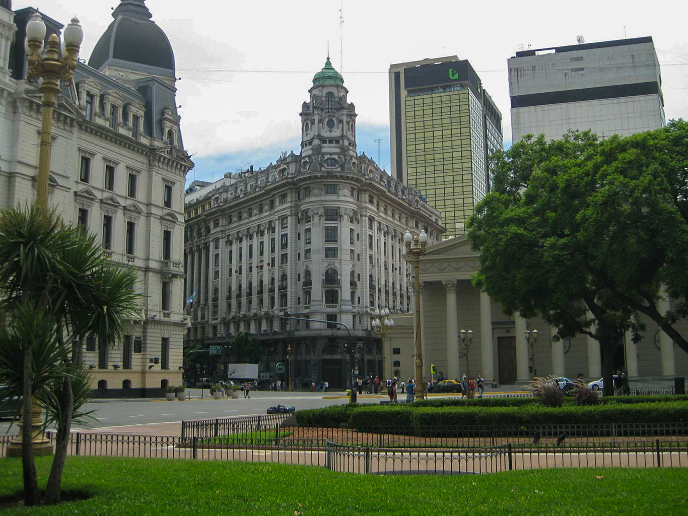 Moderní versus historická koloniální architektura v Buenos Aires