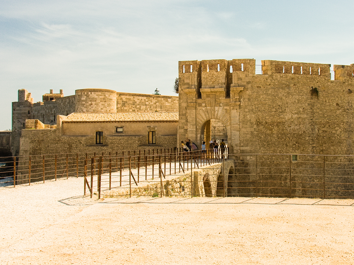 Castello Maniace – pevnost dnes sloužící jako kasárna