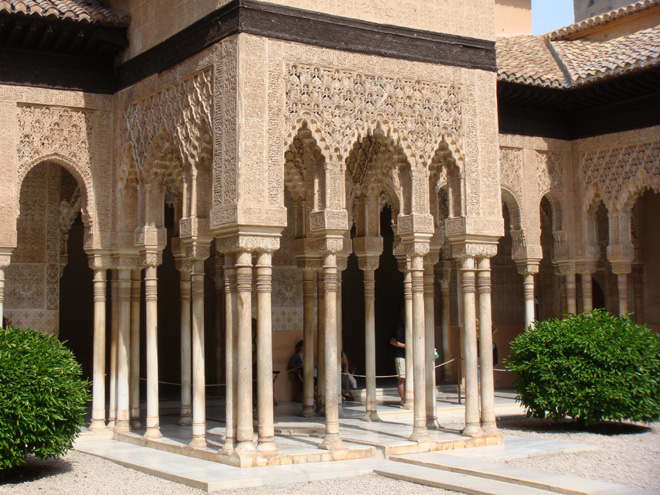 Přepychová výzdoba paláce Alhambra
