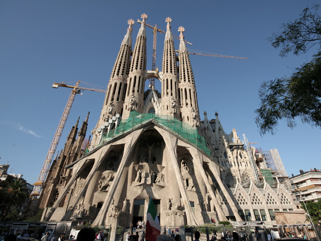 Gaudího Sagrada Família v Barceloně