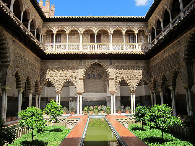 Alcázar v Seville