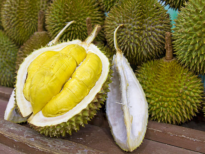 Durian cibetkový skvěle chutná, ale nepříjemně zapáchá