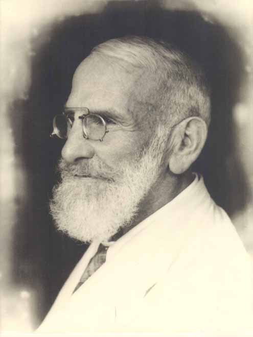 Lékař Maximilian Bircher-Benner, který vymyslel müsli