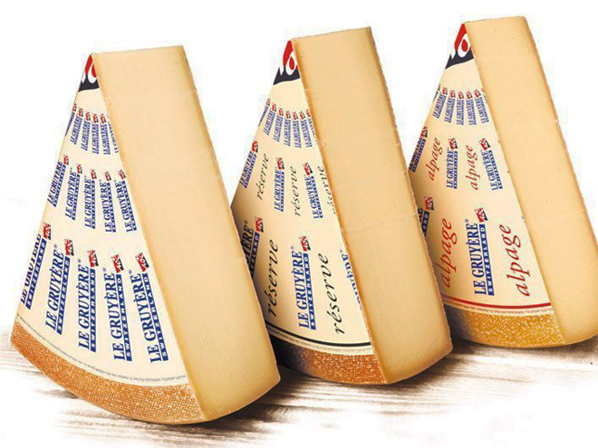 Tvrdý sýr Gruyère zraje 3 až 25 měsíců
