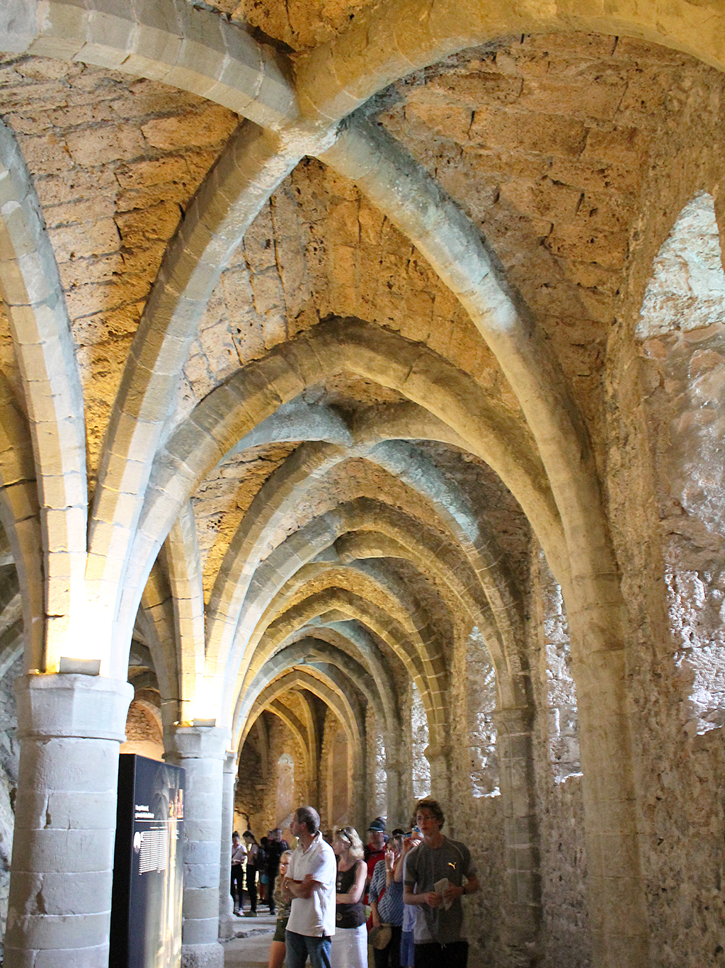 Křížová klenba v někdejším vězení pevnosti Chillon