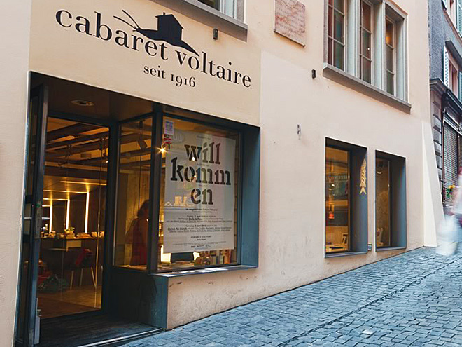 V curyšské kavárně a baru Cabaret Voltaire vzniklo hnutí dada