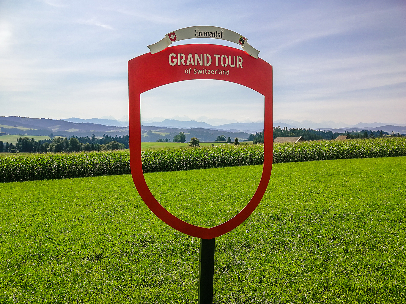 Charakteristický fotorámeček na trase Grand Tour of Switzerland