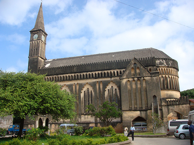 Anglikánská katedrála stojí na místě někdejšího trhu s otroky