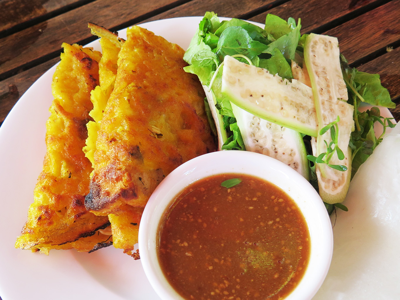 Placičky banh khoai jsou specialitou města Hue