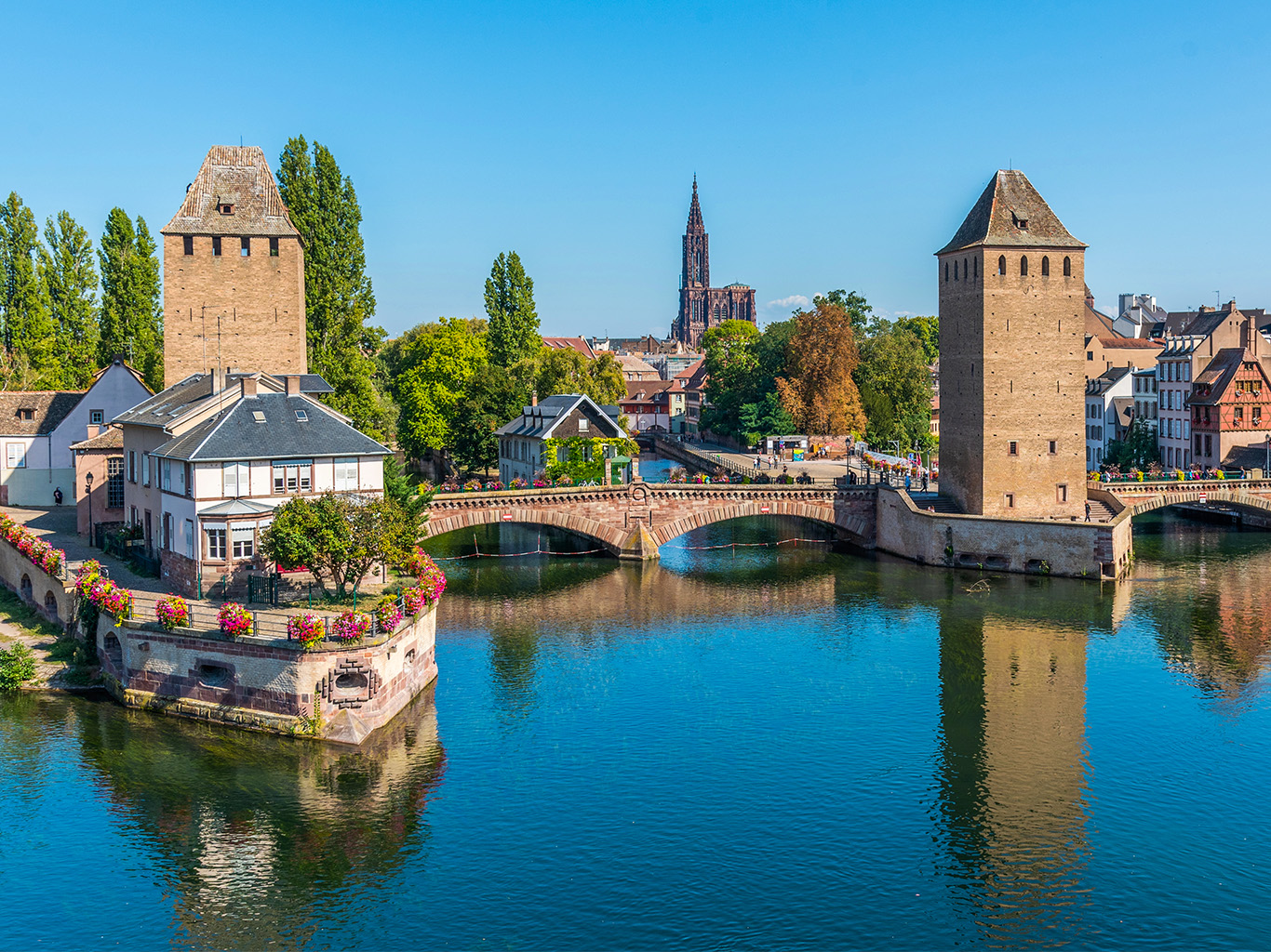 Dřevěné mosty Pont Couverts byly kdysi hojně využívány místními obyvateli