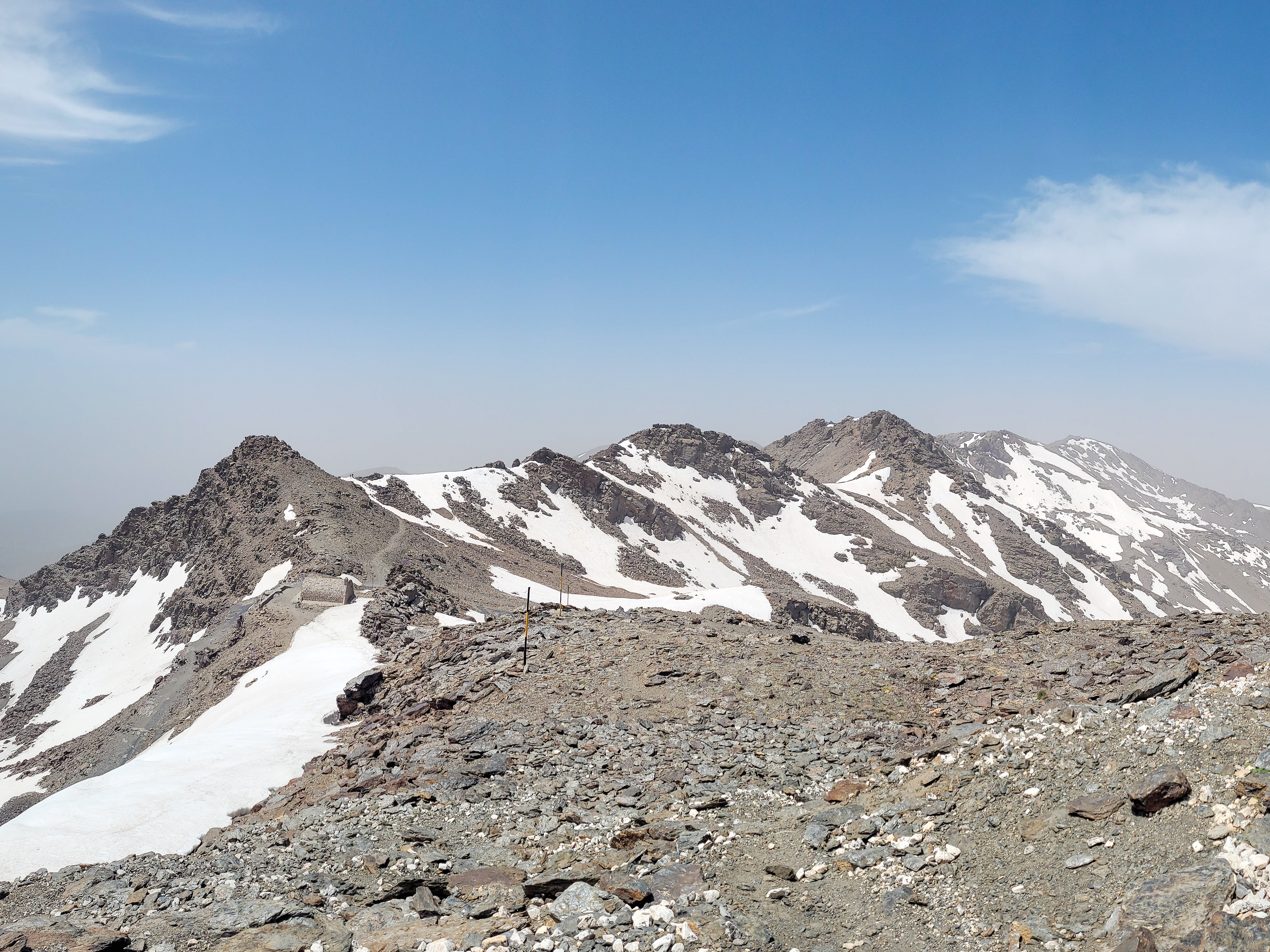 Pohoří Sierra Nevada se táhne v délce 650 km