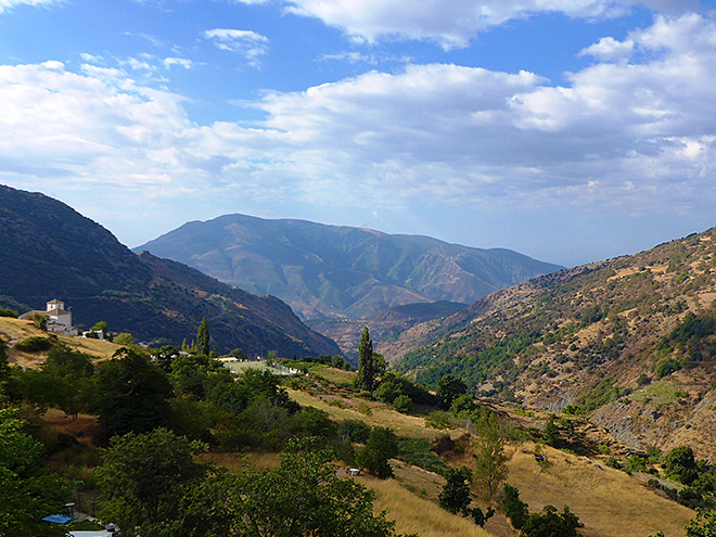 Charakteristická krajina pohoří Las Alpujarras