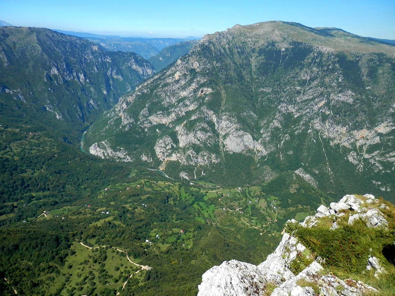 Černohorská řeka Tara vytvořila nejhlubší kaňon Evropy