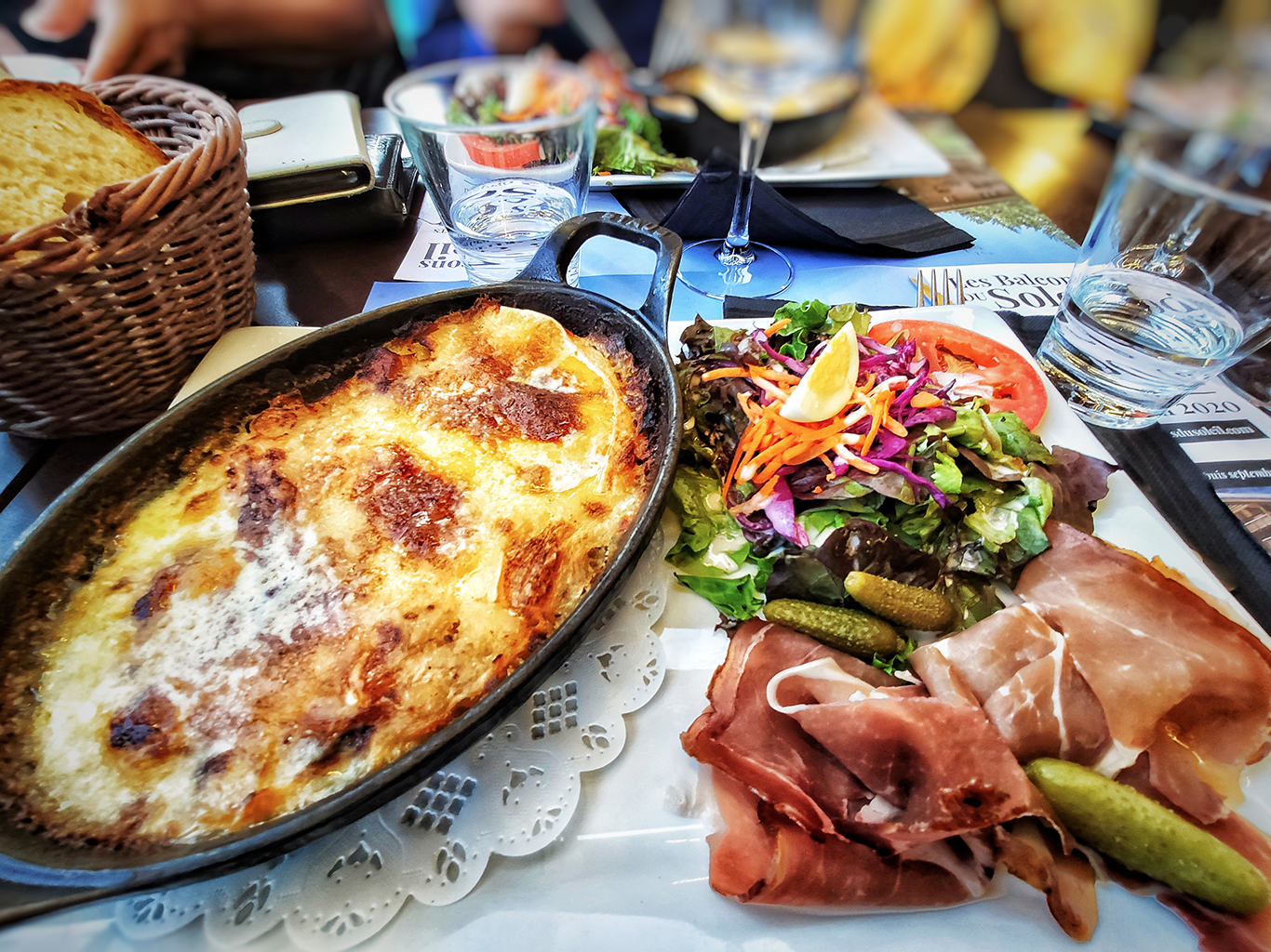 Savojské tartiflette – krémové brambory zapečené se sýrem