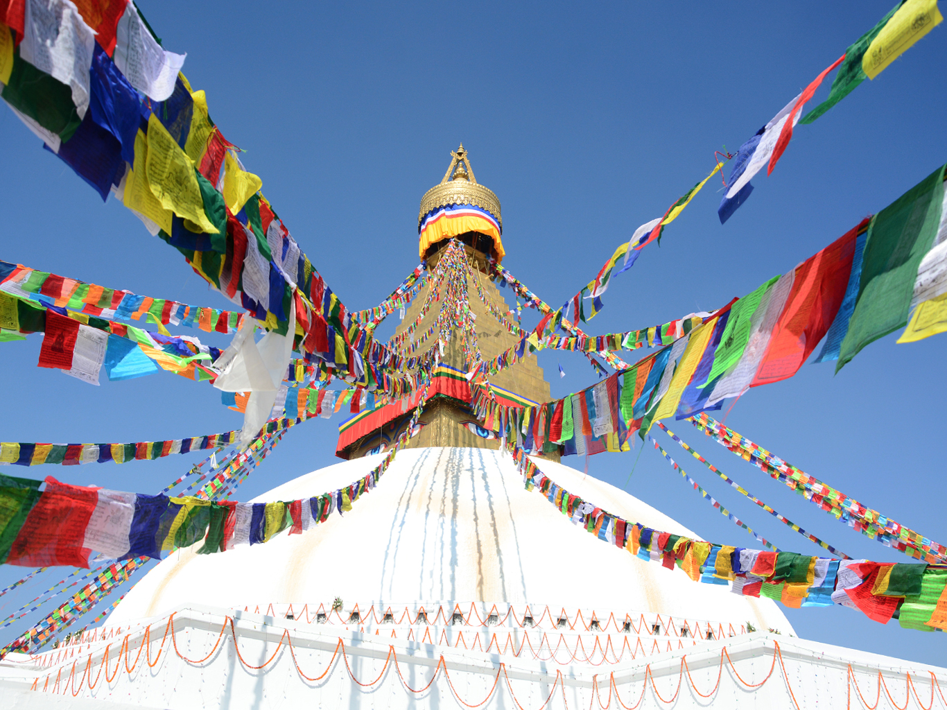 36 m vysoká stúpa Boudhanath, jedna z největších v Nepálu