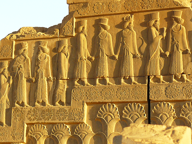 Nádherně zachované reliéfy v Persepoli, tehdejším sídle achaimenovské říše