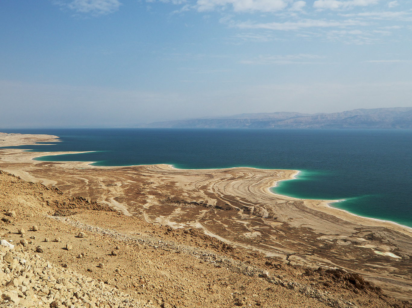 Mrtvé moře je ve skutečnosti jezero na hranici dvou států, Izraele a Jordánska