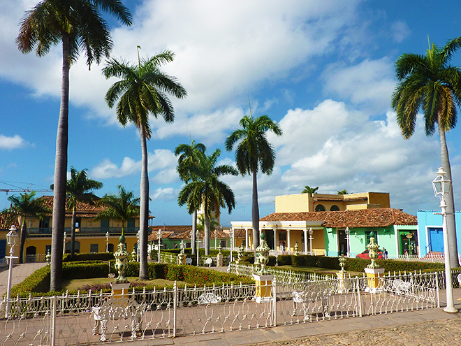 Náměstí Plaza Mayor v historickém centru města Trinidad