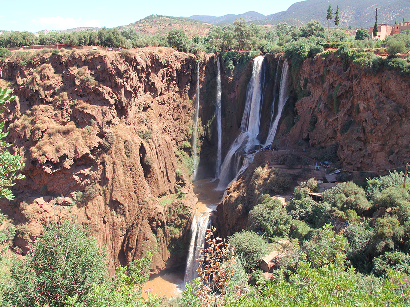 Cascades d'Ouzoud jsou nejpůsobivější vodopády v Maroku