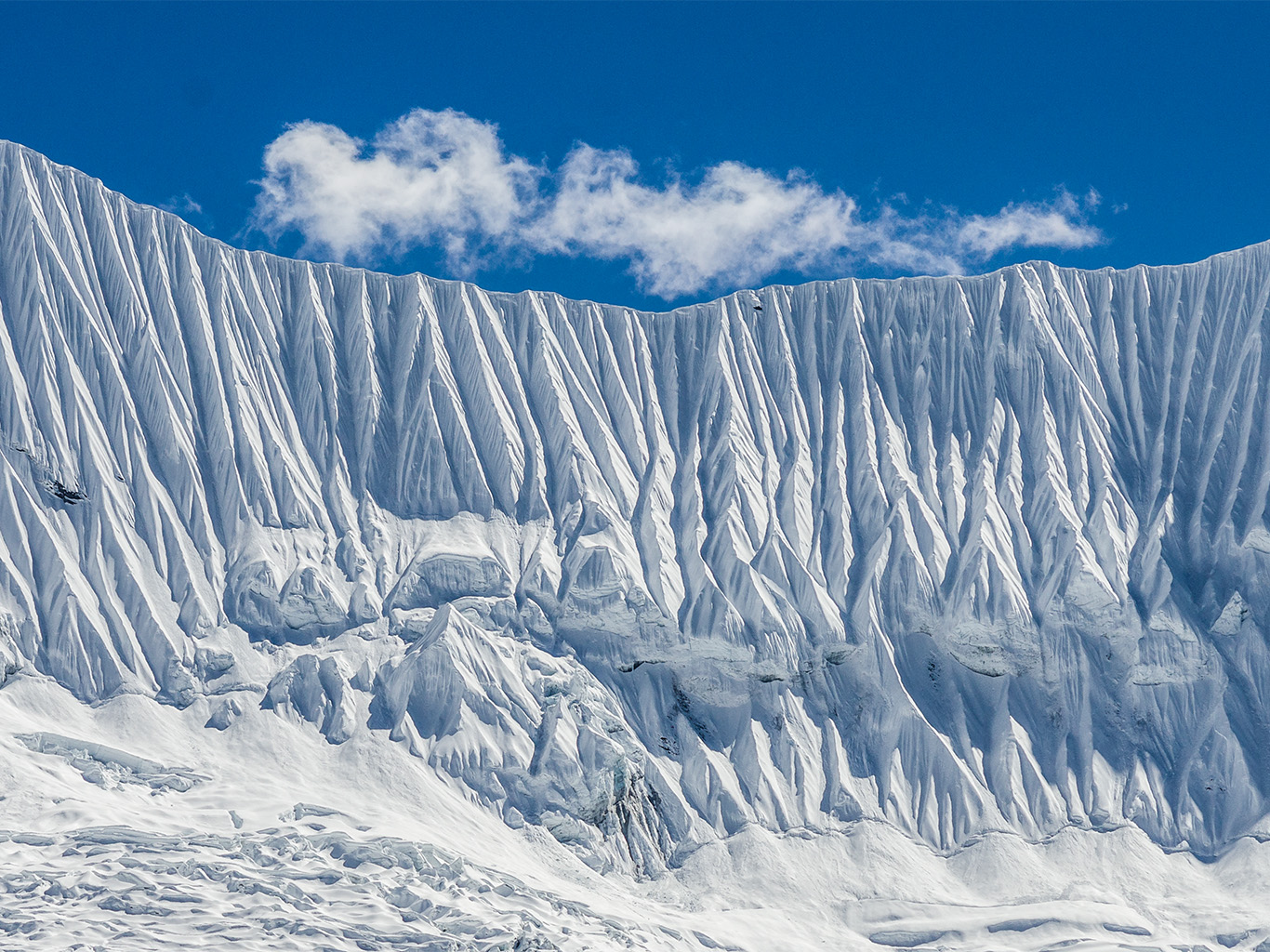 Některé horské hřebeny v oblasti Mt. Everestu tvoří úžasné varhany