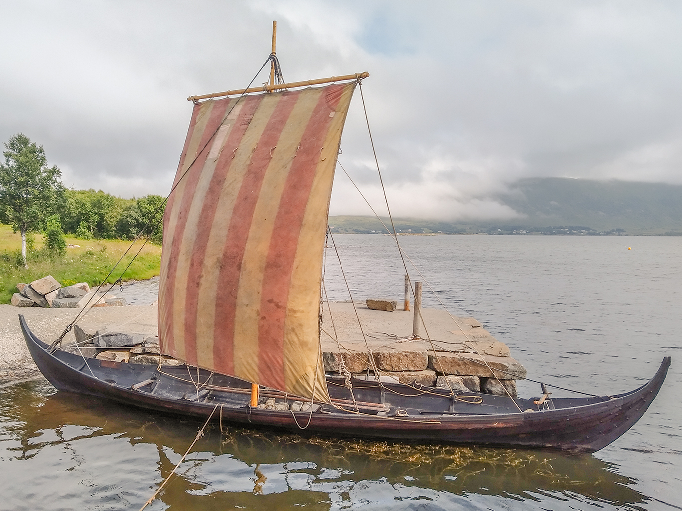 Replika vikinské lodě z 10. století