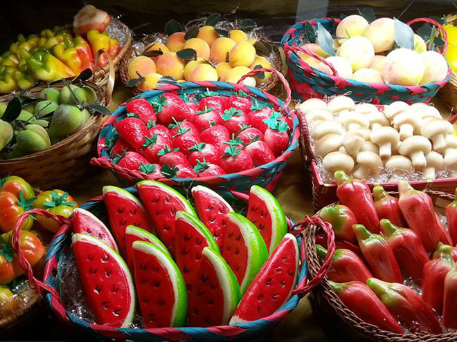 Marcipánové ovoce a zelenina zvané frutta di Martorana