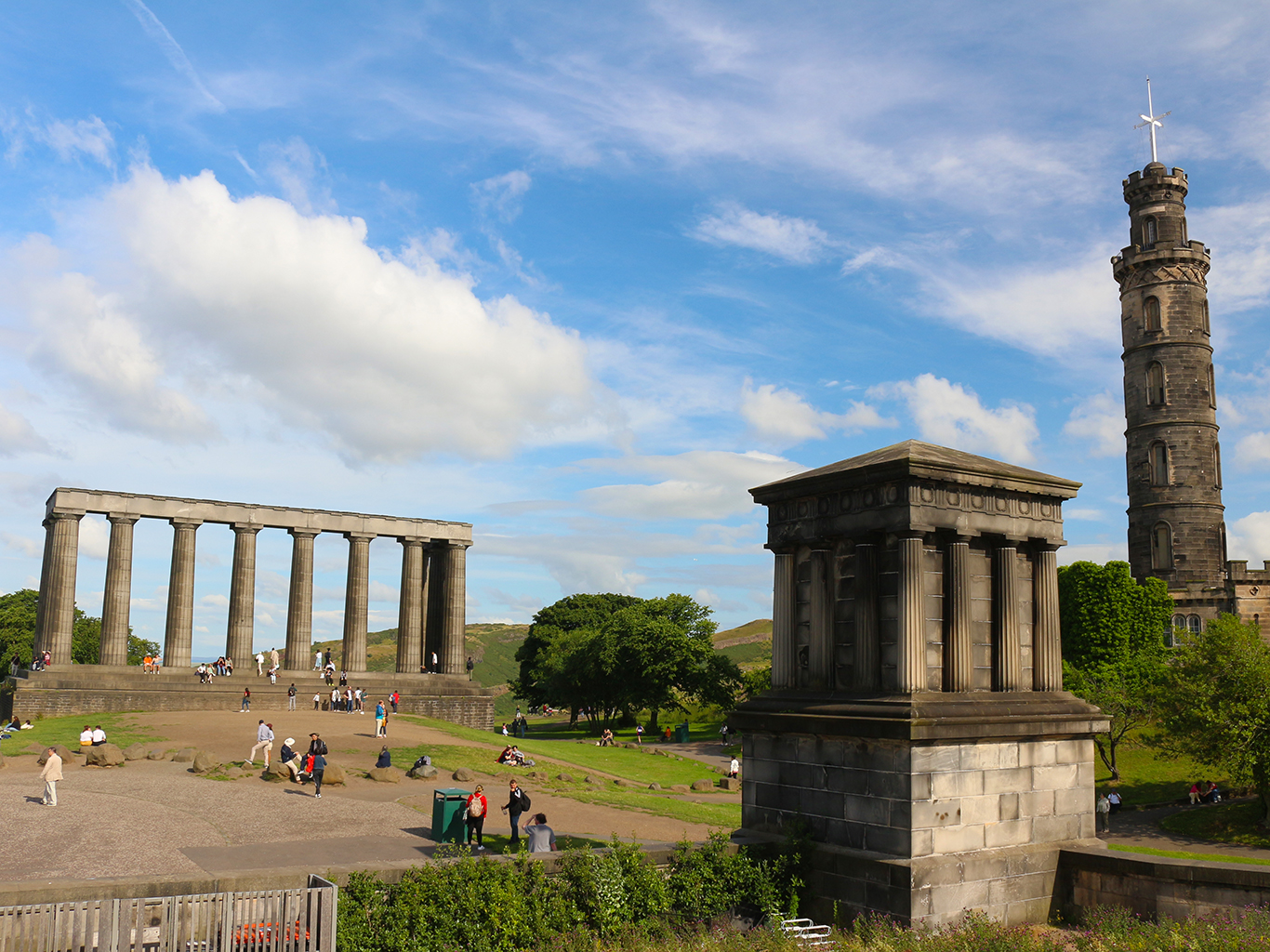 Památník skotských vojáků a námořníků na Calton Hill v Edinburghu