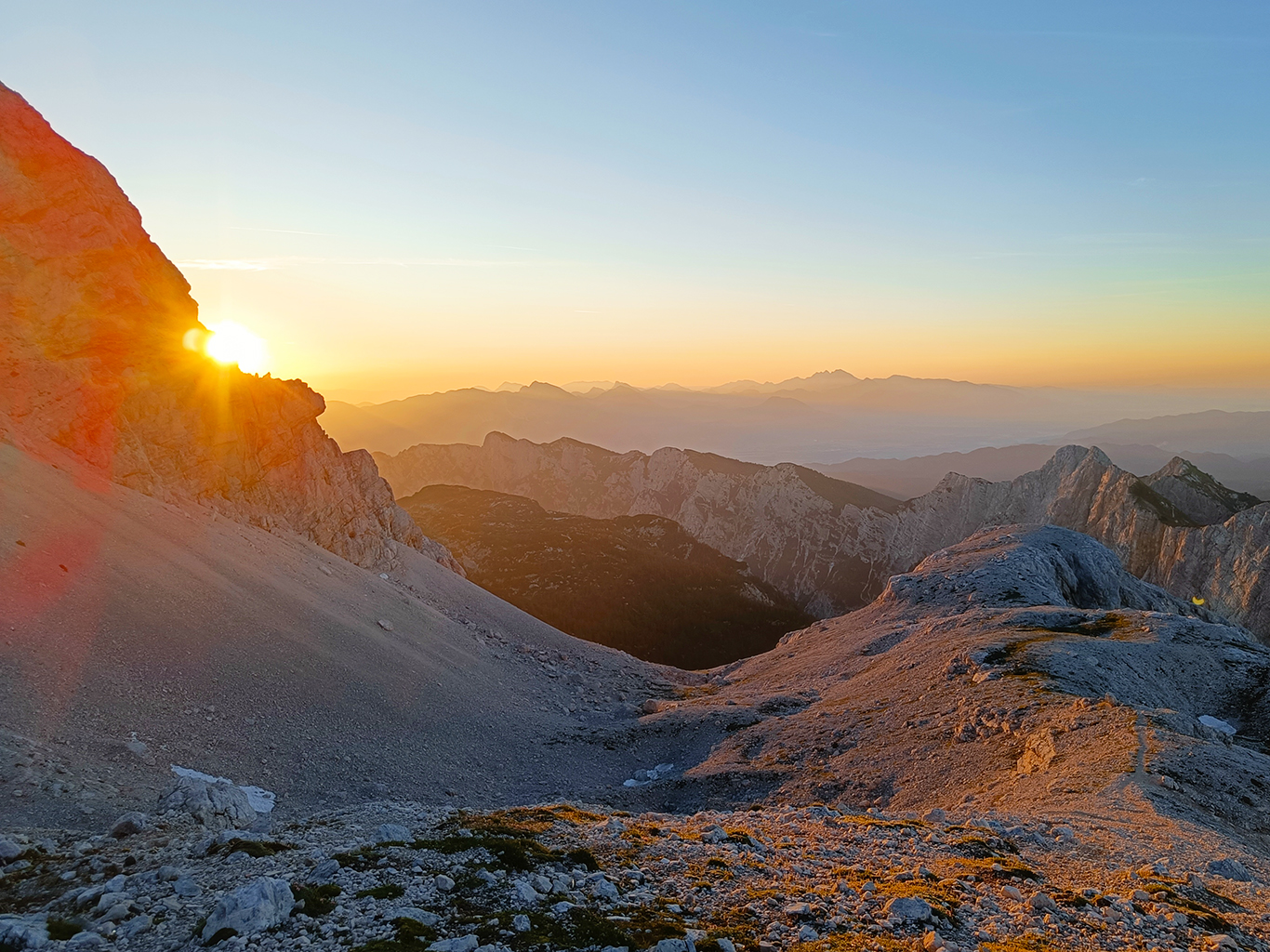 Východ slunce ve výšce 2 400 m vás uchvátí