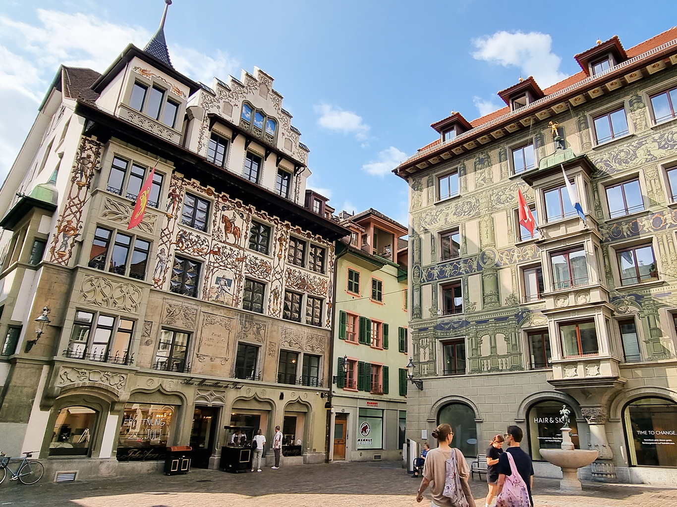 Náměstí Hirschenplatz ve staré části Lucernu