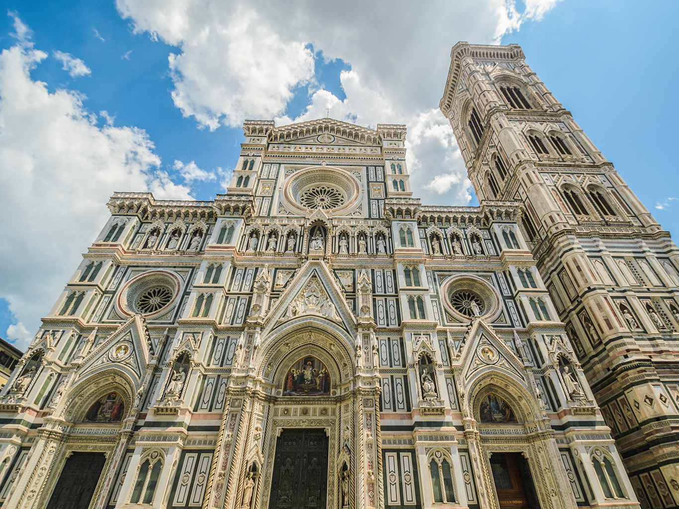  Detail katedrály Santa Maria del Fiore ve Florencii