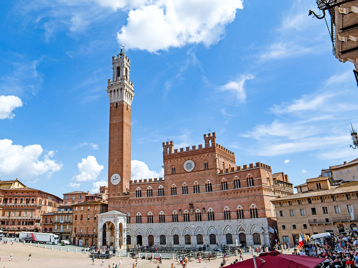 Palazzo Pubblico na náměstí v Sieně je dnes sídlem městského muzea