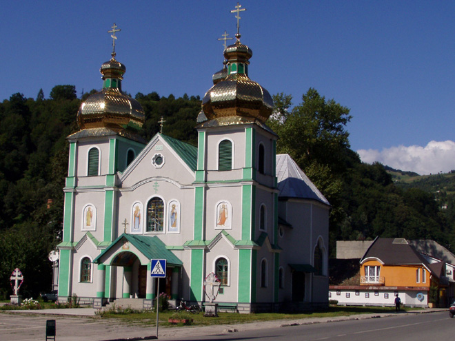 Kostel ve městě Rachov (Rachiv)