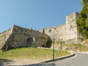 Zřícenina kamenné pevnosti v Beratu 