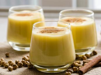 Kvašený, lehce alkoholický nápoj boza obsahuje spoustu vitaminů