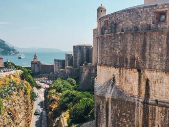 Dubrovnické zdi jsou známé každému fanouškovi seriálu Hra o trůny