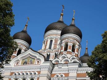 Katedrála Alexandra Něvského má typické prvky pravoslavného kostela