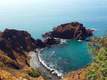 Ve státě Goa najdete zálivy s přírodními plážemi, kam se budete rádi vracet