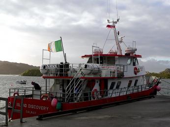 Trajekt na ostrov Inishbofin na západním pobřeží Irska