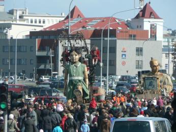 Divadelní představení Royal de Luxe v Reykjavíku v roce 2007