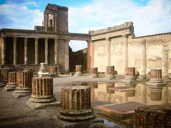Ruiny starořímského města Pompeje