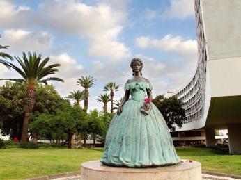 Socha císařovny Sissi ve Funchalu