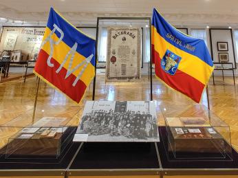 Akt sjednocení Besarábie s&nbsp;Rumunskem v&nbsp;kišiněvském historickém muzeu