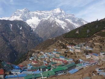 Namche Bazzar, oblíbené aklimatizační místo ve výšce 3 700 metrů