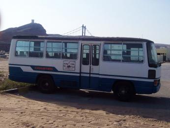 Ománský školní autobus