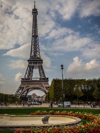 Symbol Paříže - Eiffelova věž