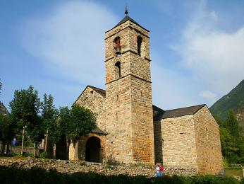 Románský kostelík v údolí Boí