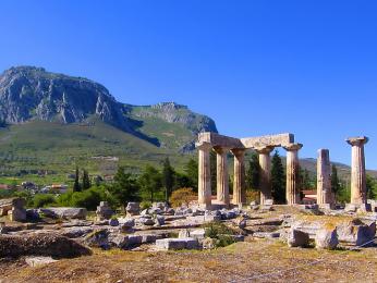 Apollónův chrám se jako jediný dochoval z dob před Římany