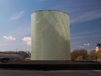 Pomník obětem teroristického útoku na nádraží Atocha