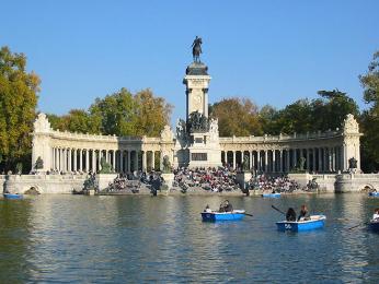 Památník Alfonse XII. v parku Retiro