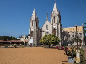 Křesťanský kostel v Negombu